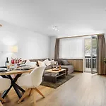 Dianthus-3 By Interhome * צרמט